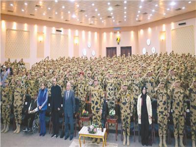 بمناسبة يوم الشهيد والمحارب القديم ...قيادة قوات الصاعقة تنظم احتفالية لعدد من أسر الشهداء