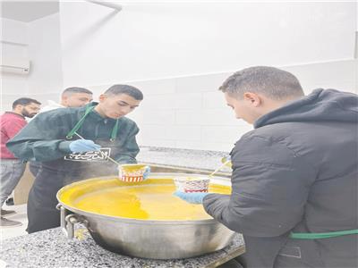 الطعام للجميع ...«تكيات الخير» قبلة المحتاجين وملاذ الأسر المتعففة