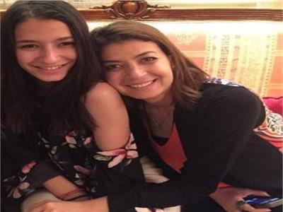  الفنانة منال سلامة وأبنتها اميرة أديب 