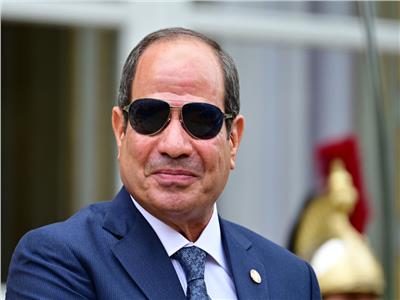 الرئيس السيسي يؤدي صلاة عيد الفطر بمسجد الفتاح العليم في العاصمة الجديدة