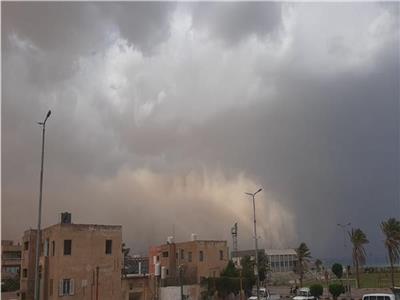 عاصفة ترابية
