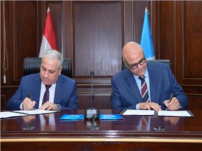 رئيس الهيئة الوطنية للصحافة مع محافظ الإسكندرية