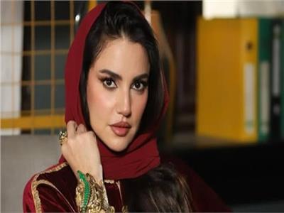  الفنانة درة