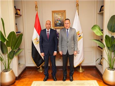 تعزيز ربط التدريب المهني في لقاءات وزير العمل بوزيري الصناعة والتعليم العالي