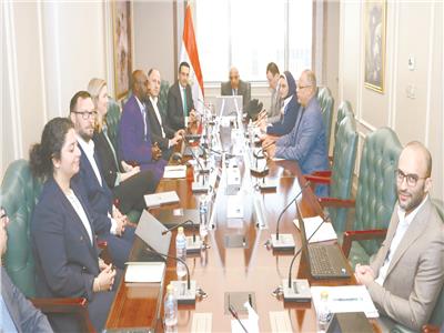 مشروعات للطاقة الشمسية والرياح بـ 4 محافظات
