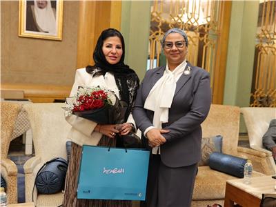 المستشارة أمل عمار الدكتورة أفنان الشعيبي