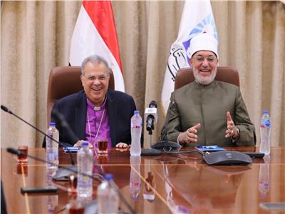 رئيس الطائفة الإنجيلية بمصر يهنئ مفتي الجمهورية بقرب حلول عيد الأضحى المبارك