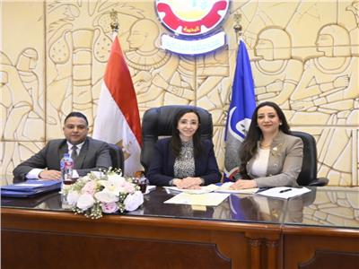 محافظ البحيرة تعقد اللقاء الدوري مع أعضاء مجلسي النواب والشيوخ