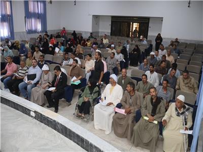  محافظ سوهاج يعقد اللقاء الجماهيري الأسبوعي لبحث مطالب المواطنين