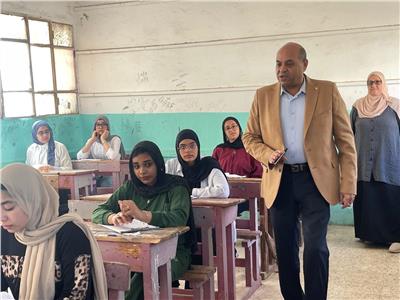 امتحان الشهادة الإعدادية