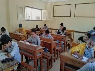  طلاب الشهادة الإعدادية بمحافظة القليوبية