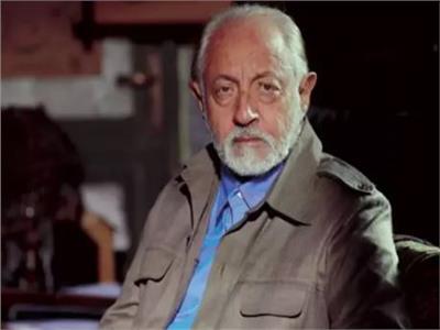 الفنان عبد العزيز مخيون