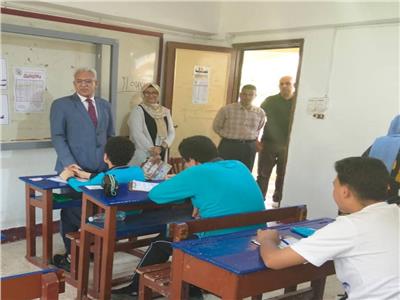 طلاب الإعدادية بالإسماعيلية 