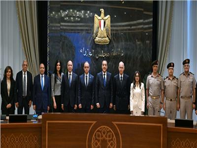 مراسم توقيع اتفاقية لنقل ملكية حصة من محطات وقود "وطنية" والإدارة الكاملة