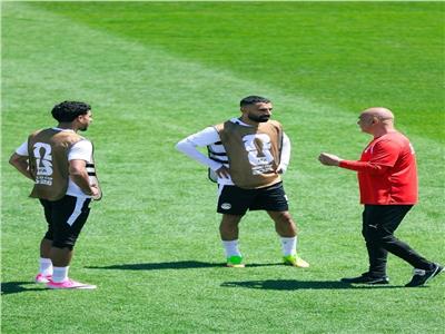 حسام حسن وصلاح ومرموش