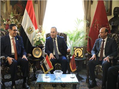 وزير التعليم العالي ورئيس جامعة القاهرة