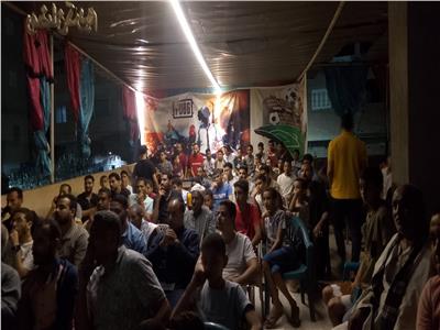 آلاف المواطنين يتابعون مباراة مصر وبلجيكا