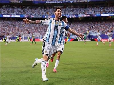 فرحة ميسي بعد افتتاح التسجيل للأرجنتين