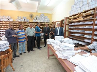 محافظ أسيوط يتفقد كنترول الشهادة الإعدادية ولجان تقدير الدرجات ويؤكد: الدقة والانضباط 