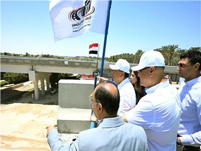 رئيس الوزراء خلال تفقد أعمال إنشاء محور اللواء عمر سليمان