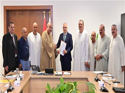 الري تستعرض لائحة روابط مستخدمي المياه والاتحاد العام