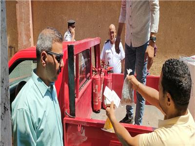 ضبط منشأة غير مرخص لتعبئة طفايات الحريق