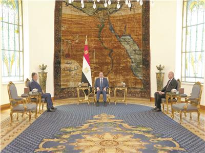 الرئيس عبدالفتاح السيسى خلال لقائه نبيل فهمى المرشح لمنصب الأمين العام لجامعة الدول العربية
