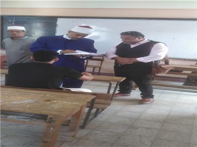 وكيل أزهر الدقهلية يتابع امتحانات الثانوية الأزهرية بالسنبلاوين ويطمئن على انتظام اللجان