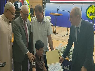 تكريم  احد ضحايا الارهاب بالشيخ زويد