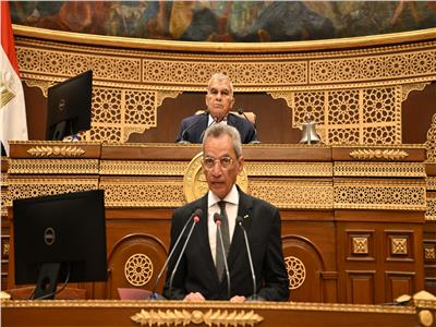  المستشار هاني عازر، وزير شئون المجالس النيابية