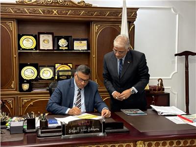 محافظ قنا يعتمد نتيجة الشهادة الإعدادية 