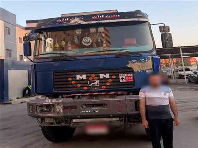كشف ملابسات واقعة قيادة سيارة نقل ثقيل 