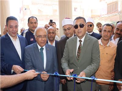 محافظ القليوبية خلال الافتتاح