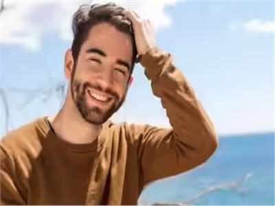 العناية بالشعر