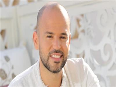 المطرب أبو