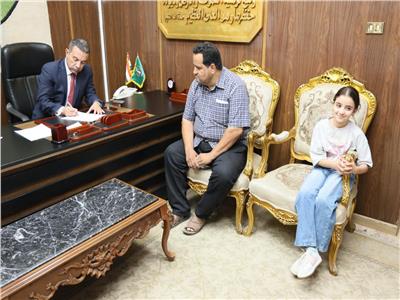 محافظ المنوفية يستمع لشكاوي المواطنين 