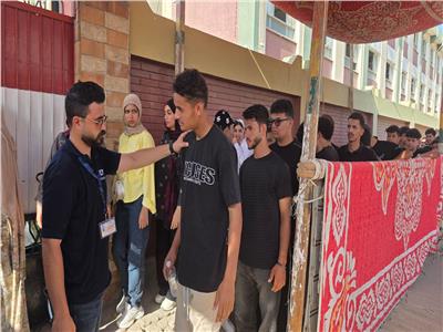 انتظام دخول طلاب الثانوية العامة بلجان الإسماعيلية