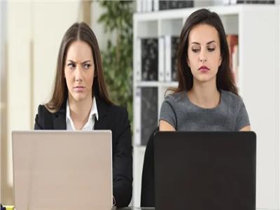 كيف تجعل الحسد دافعا لتطوير نفسك؟
