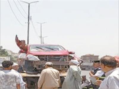 سقوط عمود إنارة