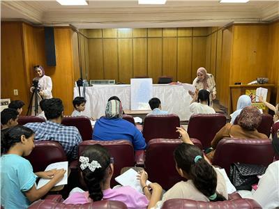 فعاليات الدورة التدريبية في تنمية المهارات الإبداعية وفنون الرسم الكرتوني للأطفال