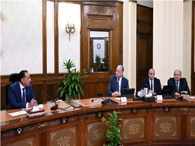 اجتماع  رئيس مجلس الوزراء