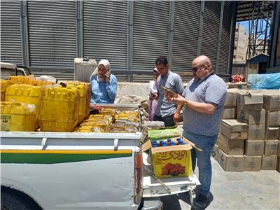 ضبط 600 لتر زيت طعام فاسد  ببلطيم في كفر الشيخ