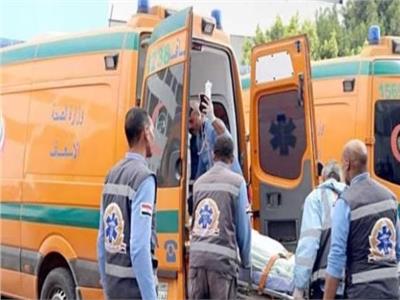  مصرع شخص وإصابة آخر في تصادم سيارة ملاكي 