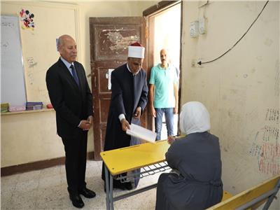  يتفقدان لجان الثانوية بالقاهرة في ختام امتحانات القسم العلمي