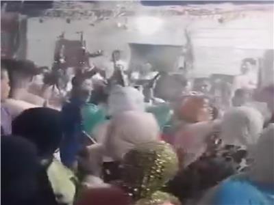 الأمن يفحص فيديو رقص للسيدات بالسلاح