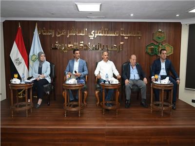  المهندس خالد هاشم وزير الصناعة والمهندس حازم الأشموني محافظ الشرقية