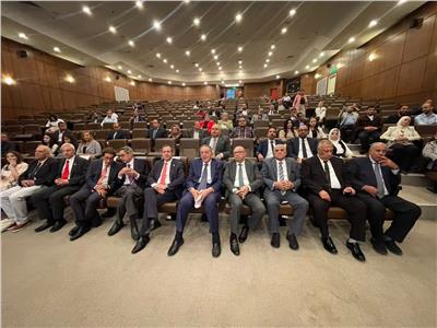  رئيس الاتحاد العام للغرف التجارية المصرية. العلاقات الاقتصادية بين مصر والبرتغال