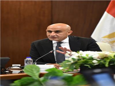 محمد عبد اللطيف وزير التربية والتعليم