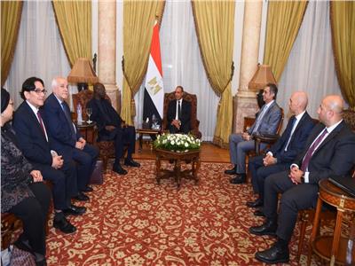 وزير الخارجية يستقبل وفد لجنة الأمم المتحدة