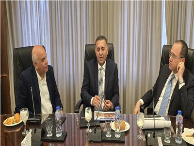 الدكتور المهندس حسام عبد الفتاح محافظ القليوبية